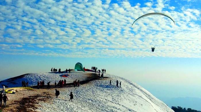 Paragliding